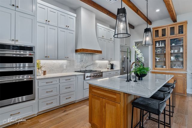 323 Belle Winds Court, Shreveport, LA 71106