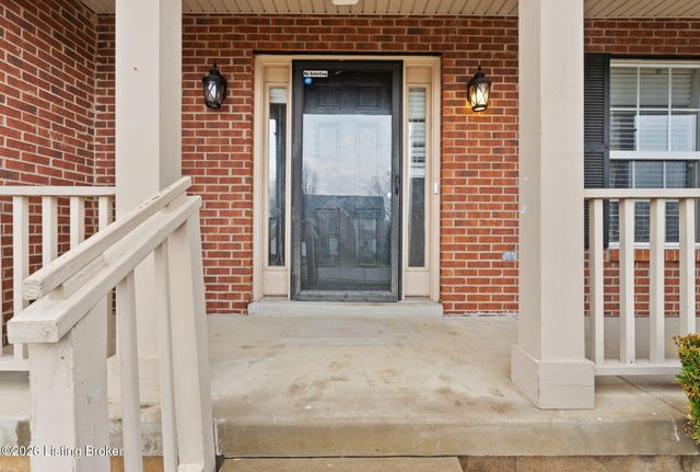 9607 Long Rifle Ln, Louisville, KY 40228