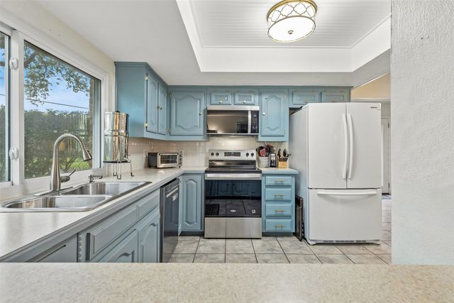 1625 Aurora Drive, Richardson, TX 75081