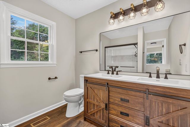 250 John High Road, Campobello, SC 29322