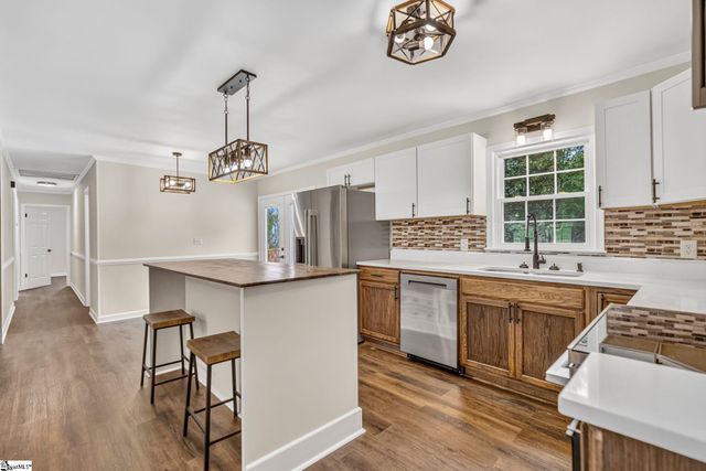 250 John High Road, Campobello, SC 29322