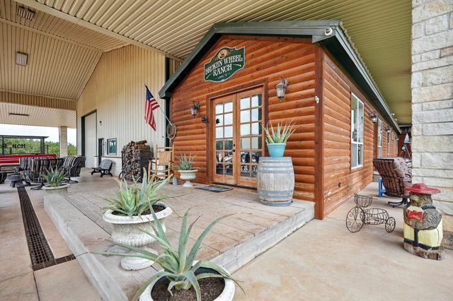 635 CR 184, Lawn, TX 79530