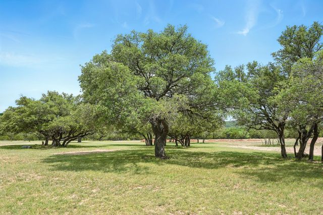 635 CR 184, Lawn, TX 79530