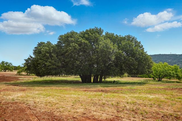 635 CR 184, Lawn, TX 79530