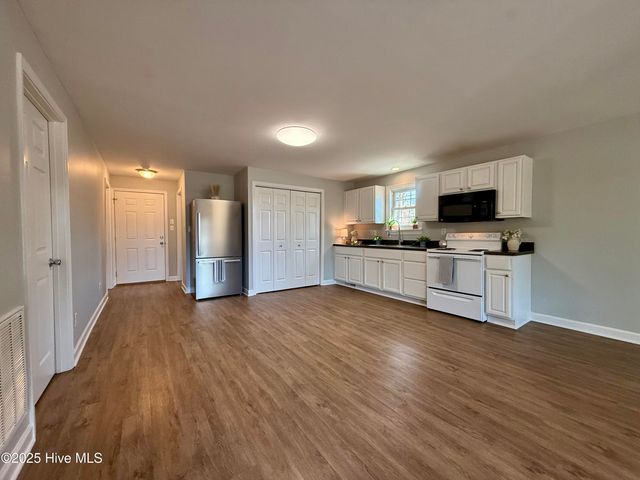 48 First Street, Chocowinity, NC 27817