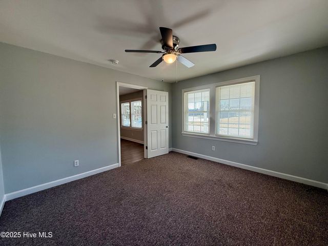 48 First Street, Chocowinity, NC 27817