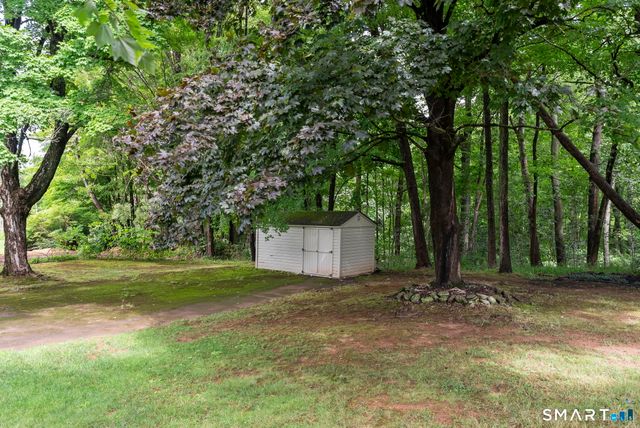 46 Powder Hill Road, Middlefield, CT 06455