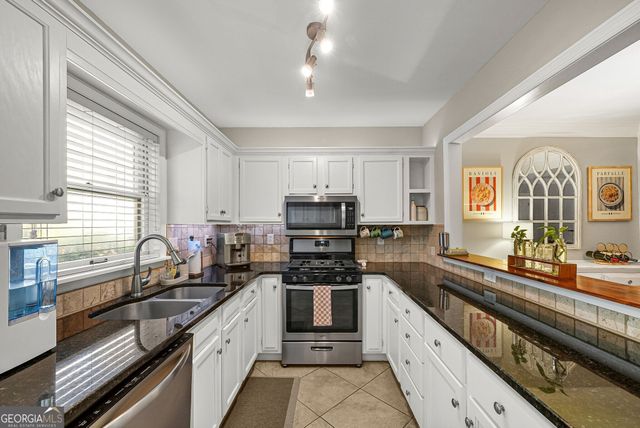 7500 Roswell Road 30, Sandy Springs, GA 30350