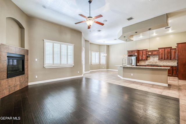 13574 EMERALD FALLS Drive, Horizon City, TX 79928