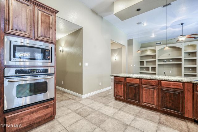 13574 EMERALD FALLS Drive, Horizon City, TX 79928