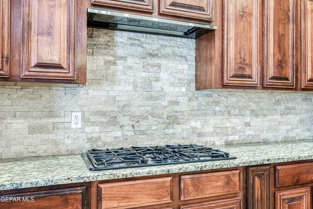 13574 EMERALD FALLS Drive, Horizon City, TX 79928