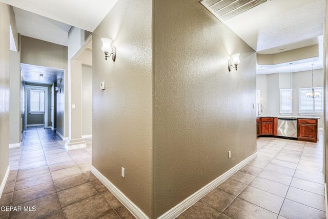 13574 EMERALD FALLS Drive, Horizon City, TX 79928