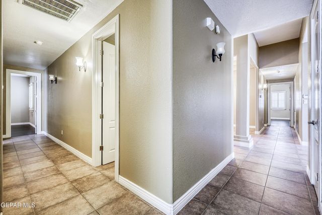 13574 EMERALD FALLS Drive, Horizon City, TX 79928