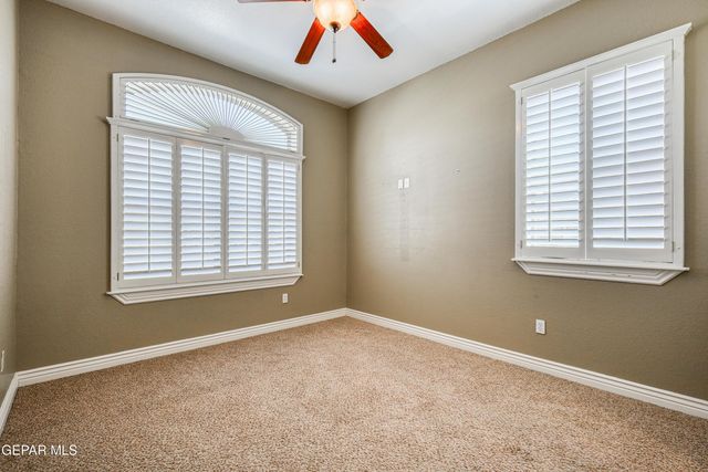 13574 EMERALD FALLS Drive, Horizon City, TX 79928