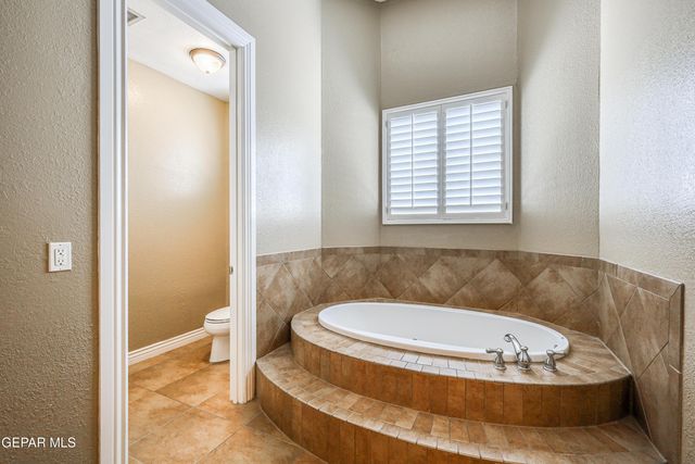 13574 EMERALD FALLS Drive, Horizon City, TX 79928