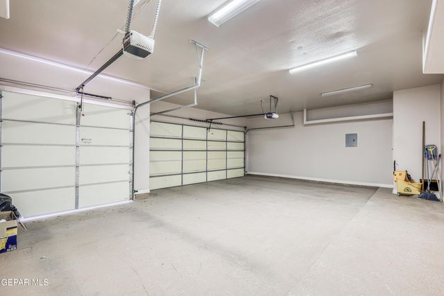 13574 EMERALD FALLS Drive, Horizon City, TX 79928