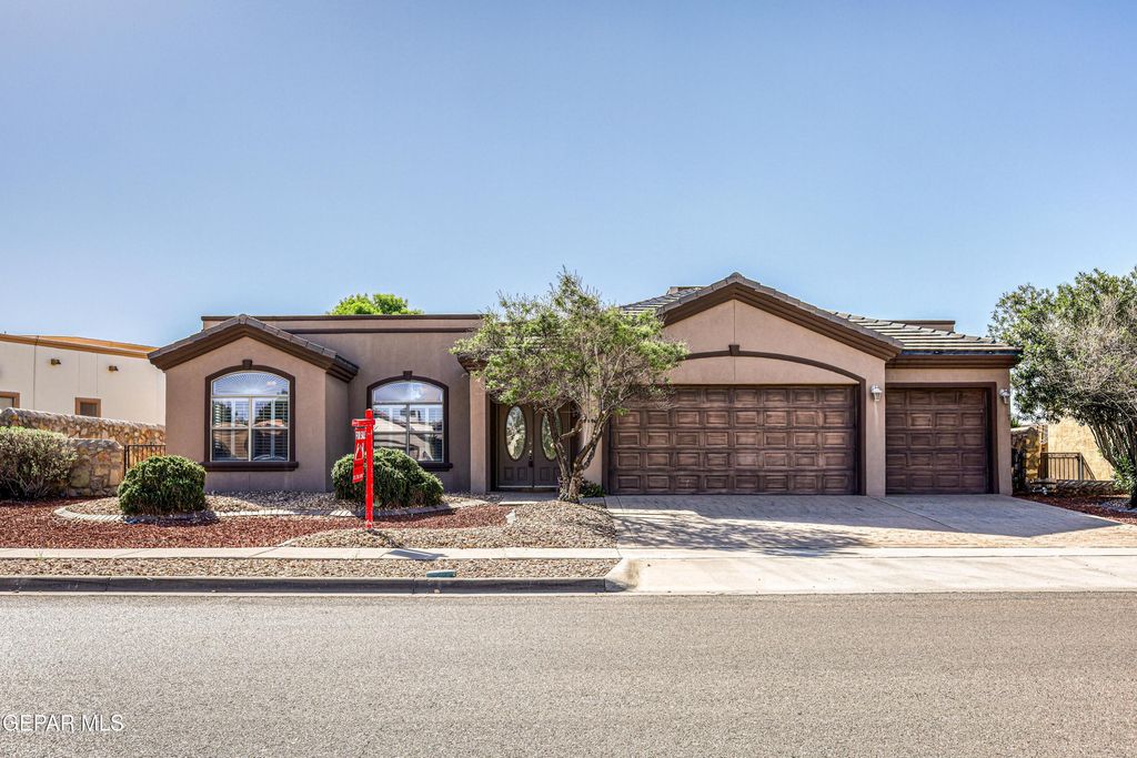 13574 EMERALD FALLS Drive, Horizon City, TX 79928