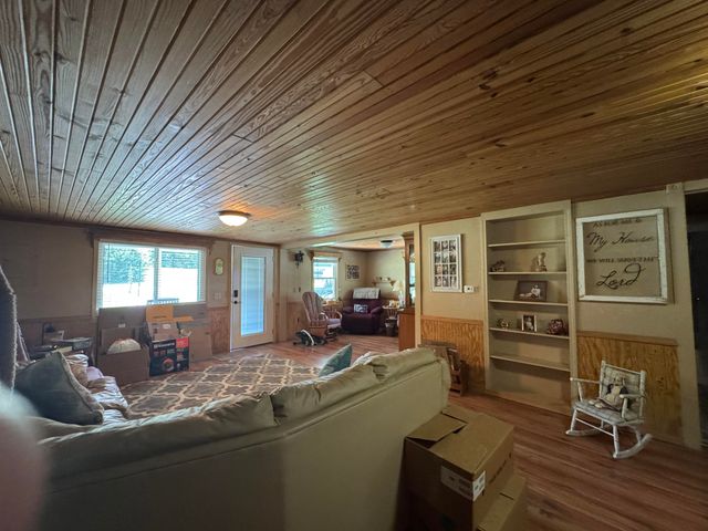 10623 State Highway O, Ava, MO 65608