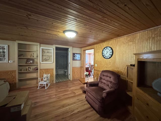 10623 State Highway O, Ava, MO 65608