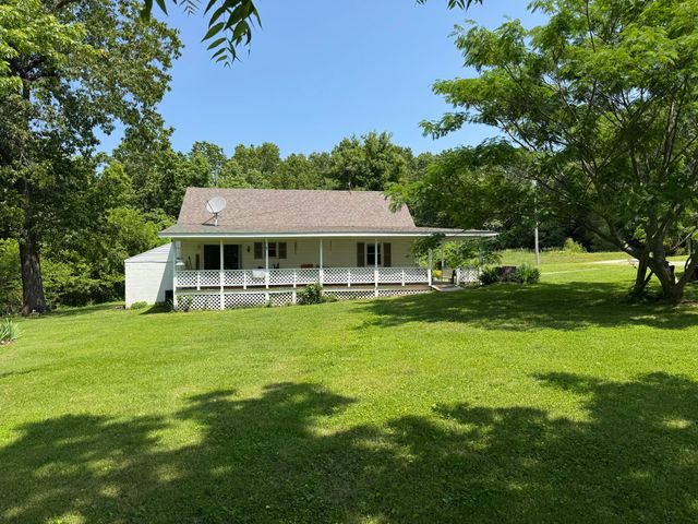 10623 State Highway O, Ava, MO 65608