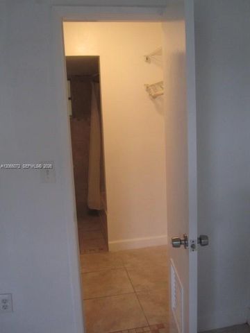 8810 Fontainebleau Boulevard 209, Miami, FL 33172