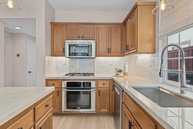 1793 Old Glen Street, San Marcos, CA 92078
