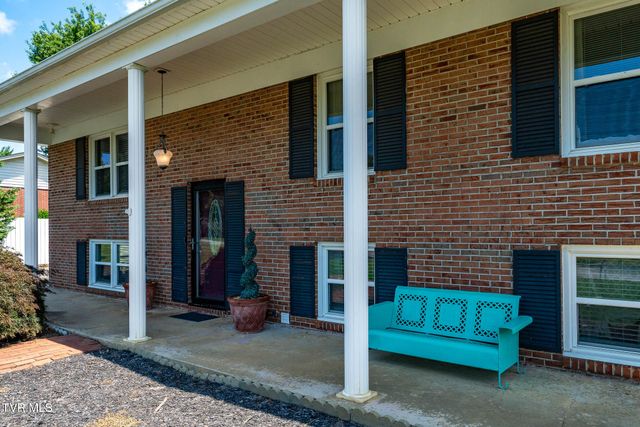 111 Wayfair Drive, Greeneville, TN 37743