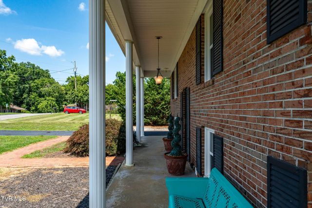 111 Wayfair Drive, Greeneville, TN 37743