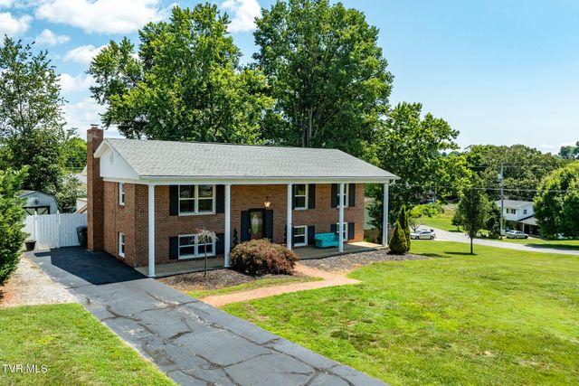 111 Wayfair Drive, Greeneville, TN 37743