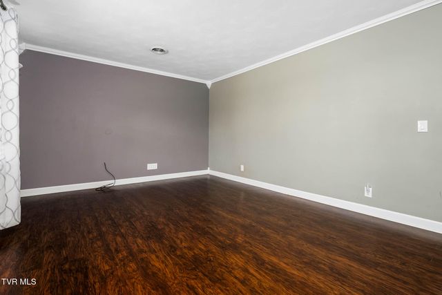 111 Wayfair Drive, Greeneville, TN 37743