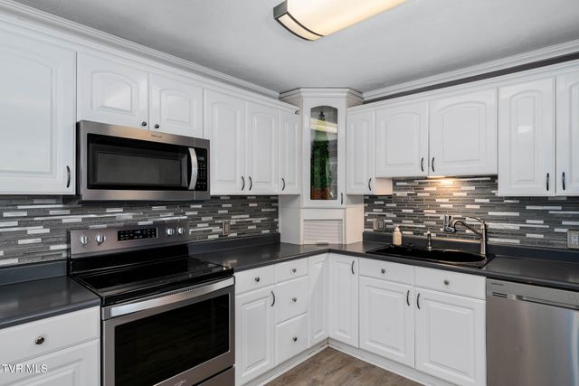 111 Wayfair Drive, Greeneville, TN 37743