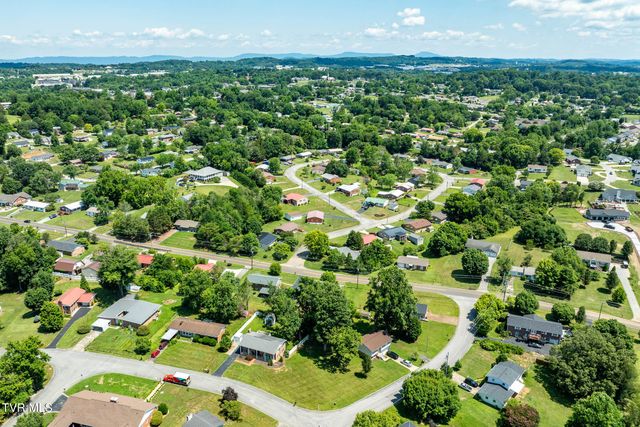 111 Wayfair Drive, Greeneville, TN 37743