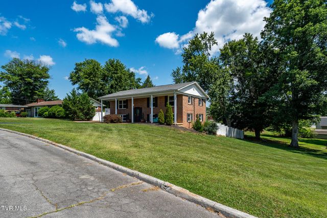 111 Wayfair Drive, Greeneville, TN 37743