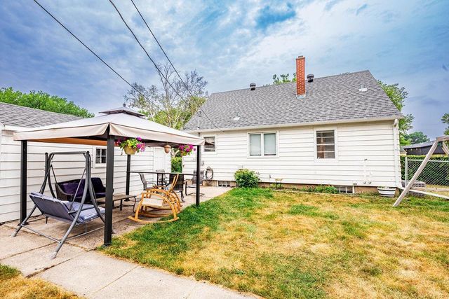 1707 2nd Street N, Fargo, ND 58102