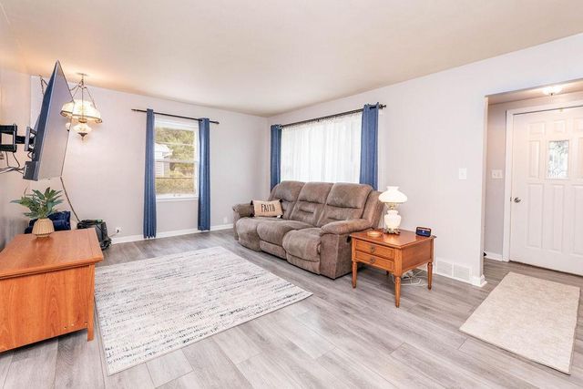 1707 2nd Street N, Fargo, ND 58102