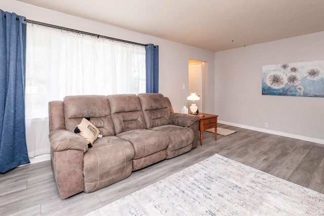 1707 2nd Street N, Fargo, ND 58102