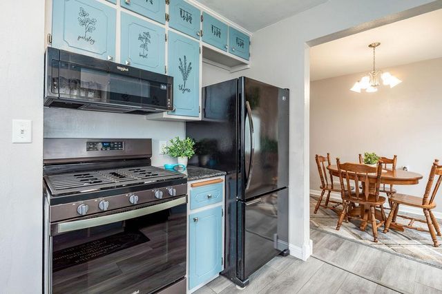 1707 2nd Street N, Fargo, ND 58102