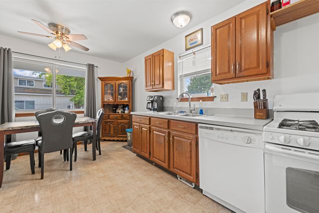 836 Bruce Street, Cottrellville Twp, MI 48039