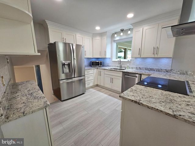 6012 LORETTO ST, Springfield, VA 22150
