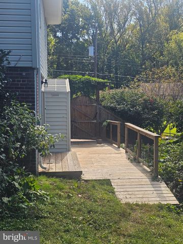 6012 LORETTO ST, Springfield, VA 22150