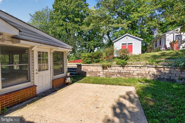 6012 LORETTO ST, Springfield, VA 22150