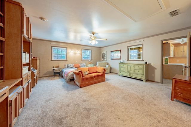 11196 Moss Street, Brownsboro, TX 75756