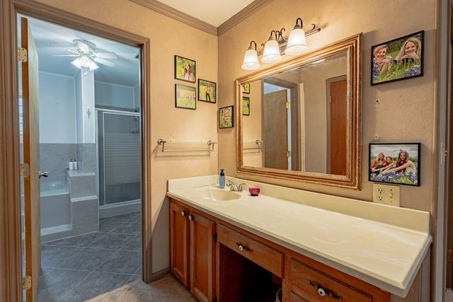 11196 Moss Street, Brownsboro, TX 75756