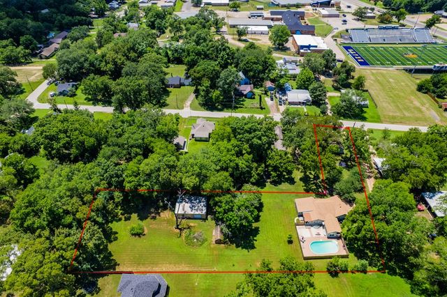 11196 Moss Street, Brownsboro, TX 75756