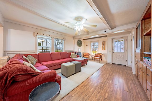 11196 Moss Street, Brownsboro, TX 75756