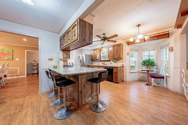 11196 Moss Street, Brownsboro, TX 75756