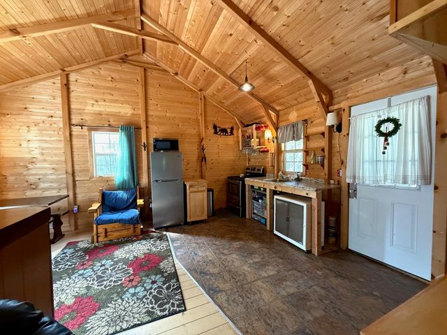 51 Golding Road, Windham, VT 05359