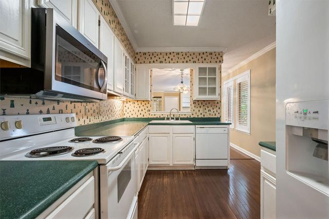 700 Bay Drive 1003, Niceville, FL 32578