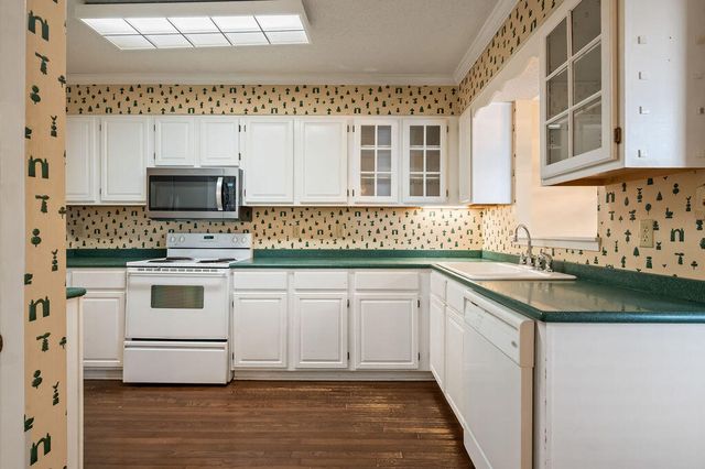 700 Bay Drive 1003, Niceville, FL 32578