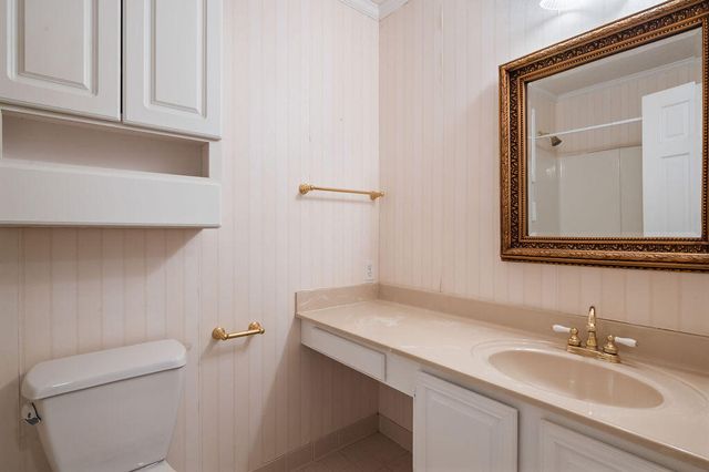 700 Bay Drive 1003, Niceville, FL 32578